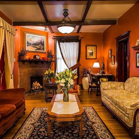 Downtown Historic Bed & Breakfast Альбукерке Экстерьер фото