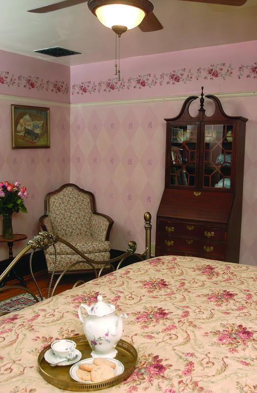 Downtown Historic Bed & Breakfast Альбукерке Номер фото